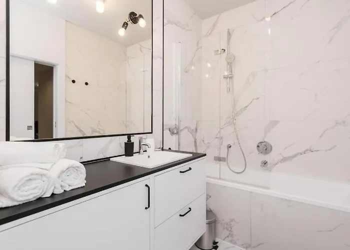 Apartment Urban - Great Location - Center - Mennica 41 *